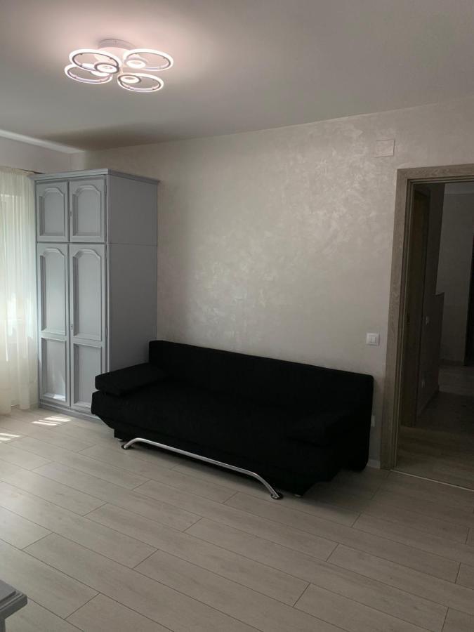 Apartament Regim Hotelier Орадя Экстерьер фото